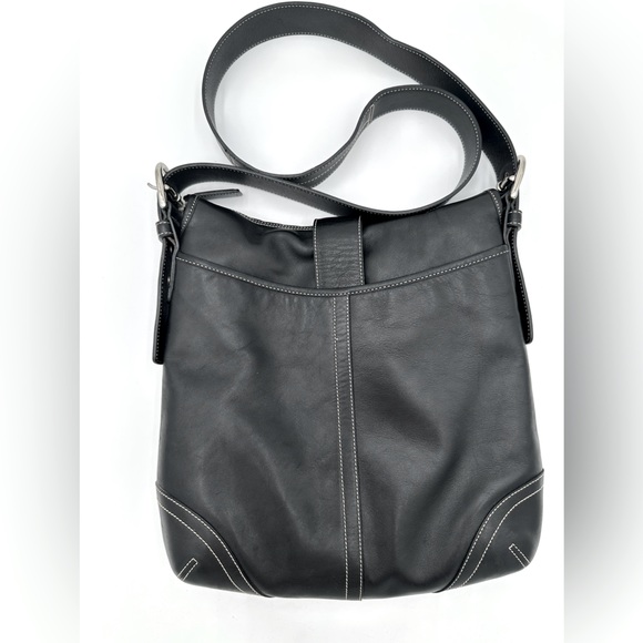 VINTAGE COACH LEATHER HOBO (style #9481) BUCKET CROSSBODY BAG - Picture 4 of 15